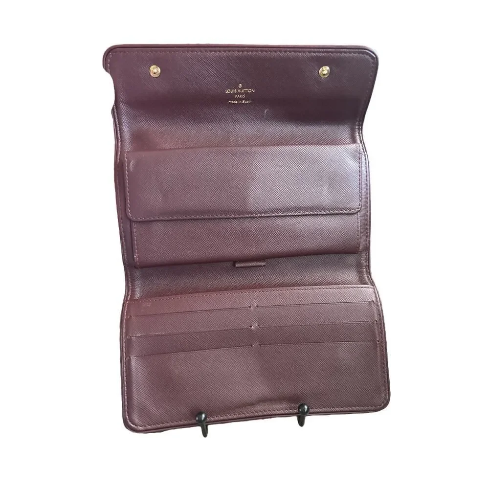 Louis Vuitton elegant stylish